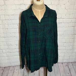 Old Navy Green and Navy Plaid Everyday Shirt XL